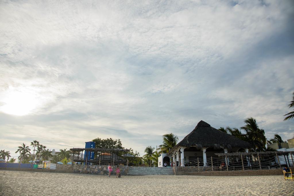 ホテル La Isla Huatulco エクステリア 写真