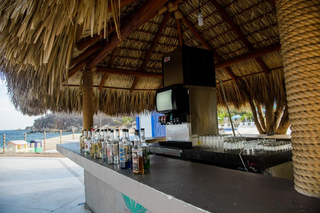 ホテル La Isla Huatulco エクステリア 写真