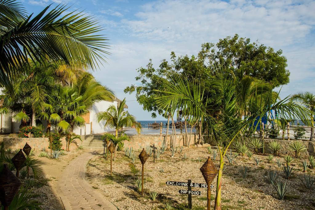 ホテル La Isla Huatulco エクステリア 写真
