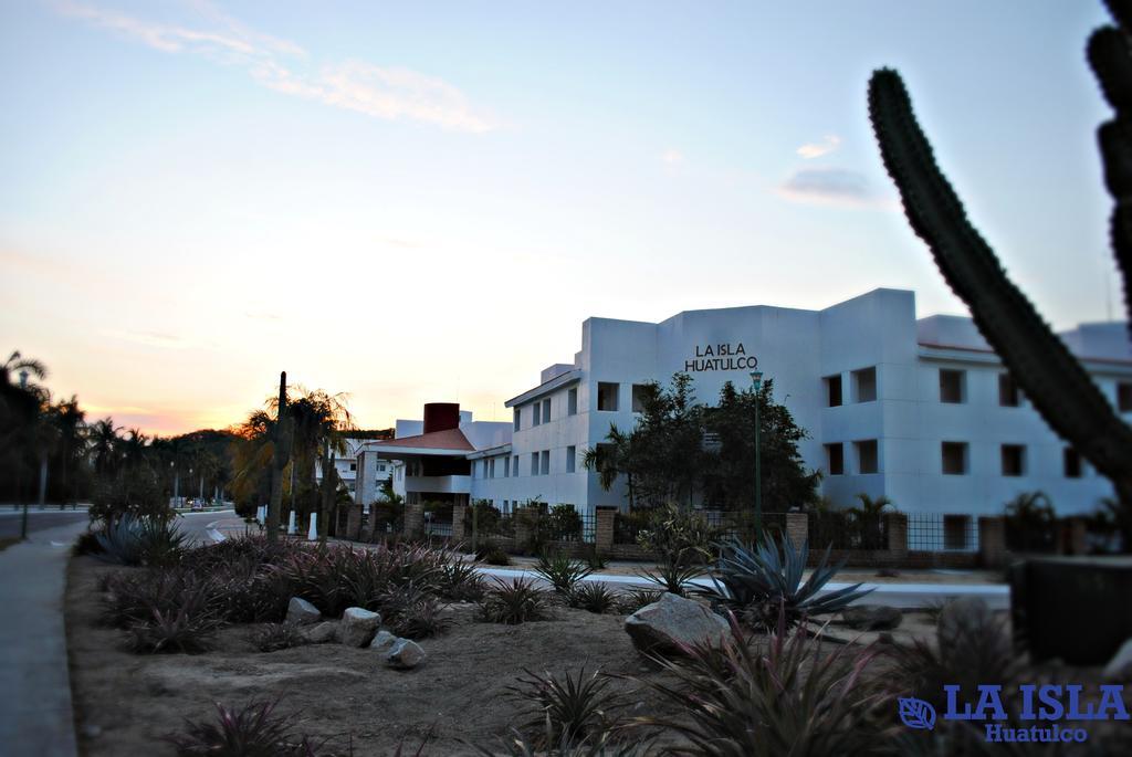 ホテル La Isla Huatulco エクステリア 写真
